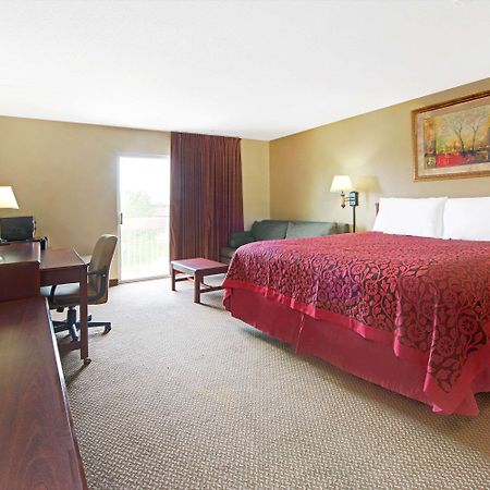 Days Inn By Wyndham St. Louis/Westport Mo Maryland Heights Zewnętrze zdjęcie