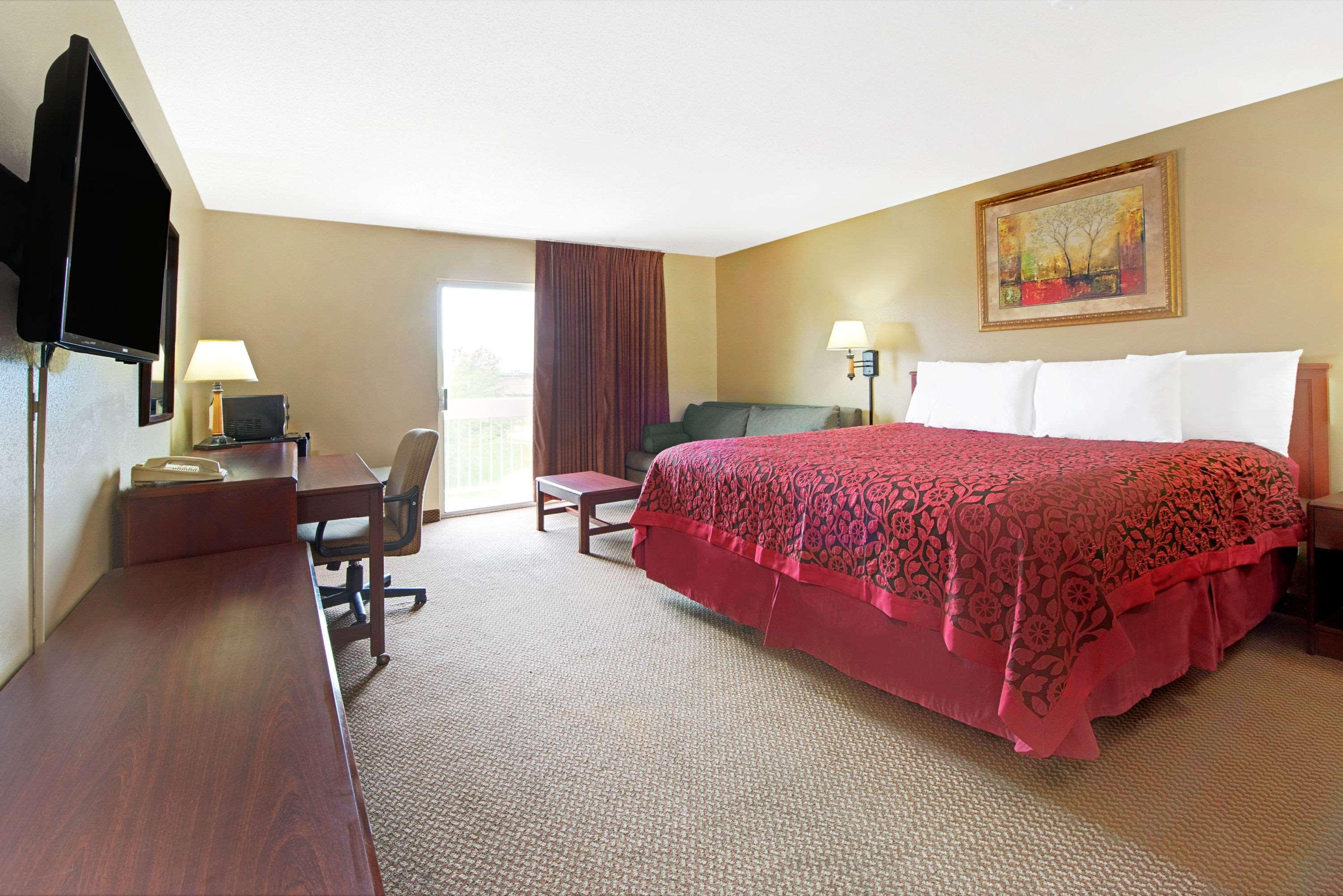 Days Inn By Wyndham St. Louis/Westport Mo Maryland Heights Zewnętrze zdjęcie