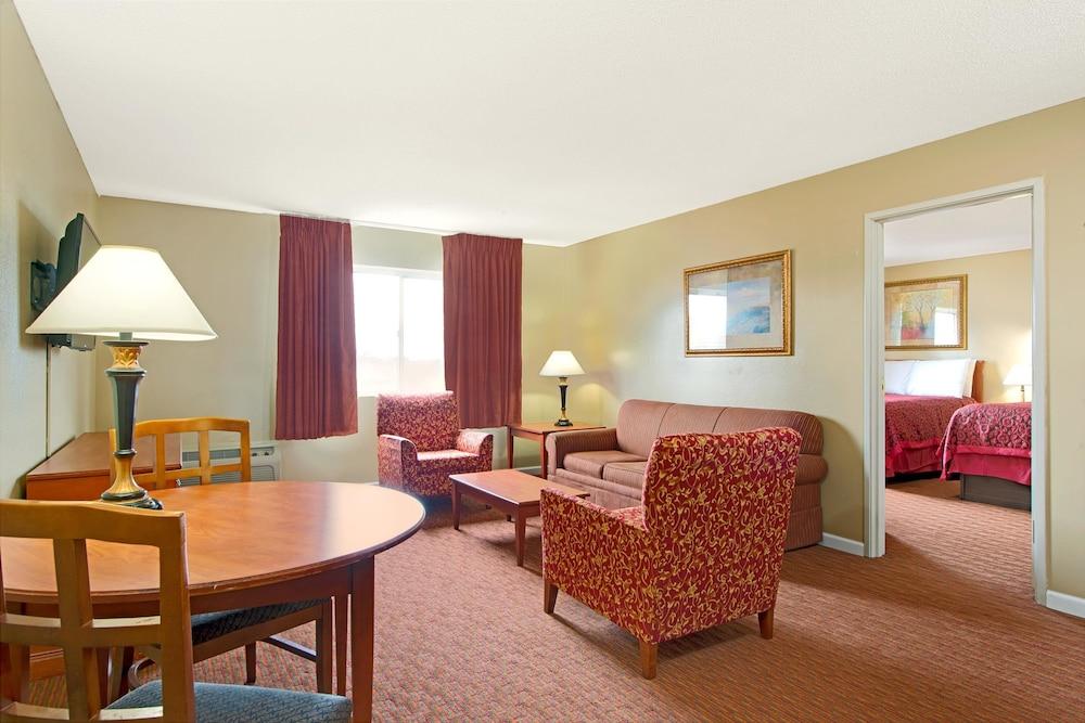 Days Inn By Wyndham St. Louis/Westport Mo Maryland Heights Zewnętrze zdjęcie